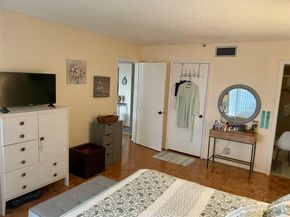 7030 Half Moon Cir 418, Hypoluxo FL 33462