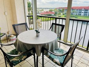 7030 Half Moon Cir 418, Hypoluxo FL 33462