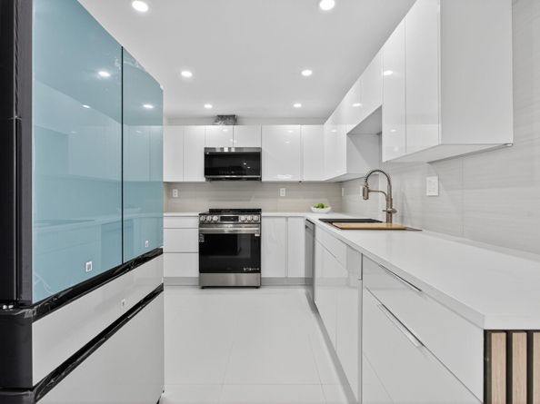 525 N Ocean Blvd 422, Pompano Beach FL 33062