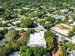 226 Palm Court, Delray Beach FL 33444