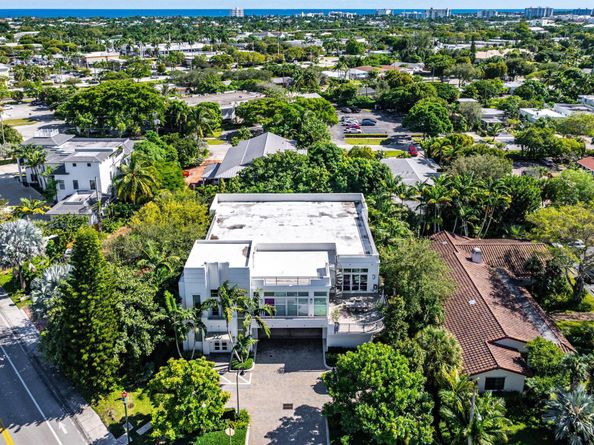 226 Palm Court, Delray Beach FL 33444