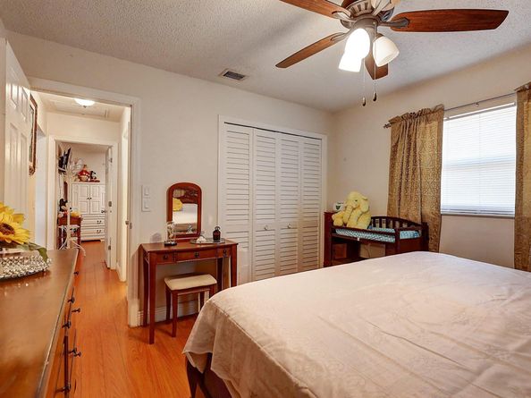 4063 Pot O Gold Street, West Palm Beach FL 33406