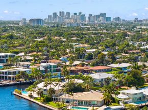 2880 NE 24th Pl, Fort Lauderdale FL 33305