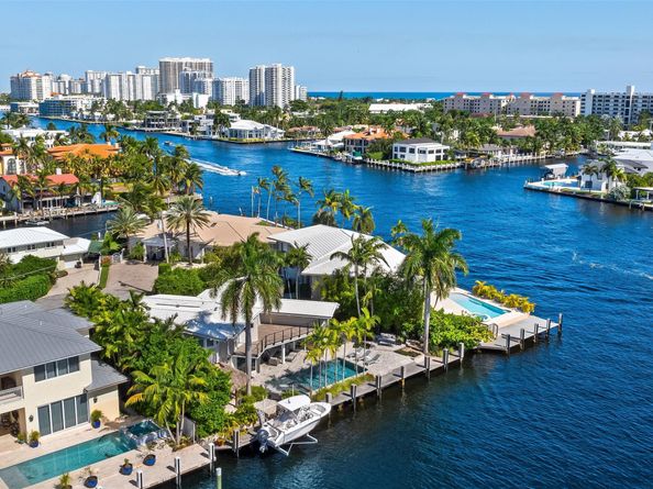 2880 NE 24th Pl, Fort Lauderdale FL 33305