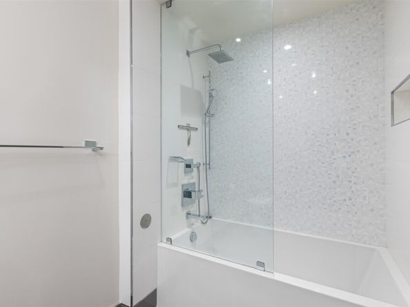 2880 NE 24th Pl, Fort Lauderdale FL 33305