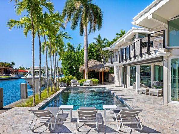 2880 NE 24th Pl, Fort Lauderdale FL 33305