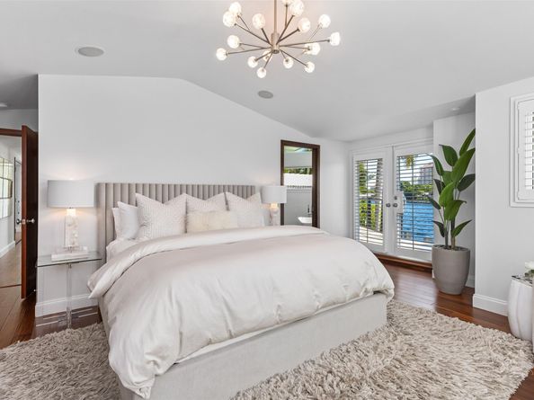 2880 NE 24th Pl, Fort Lauderdale FL 33305