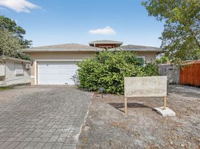 261 NE 41st Street, Oakland Park FL 33334