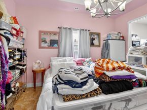 261 NE 41st Street, Oakland Park FL 33334