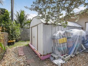 261 NE 41st Street, Oakland Park FL 33334