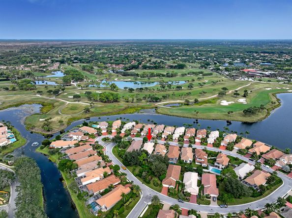 951 Augusta Pointe Drive, Palm Beach Gardens FL 33418