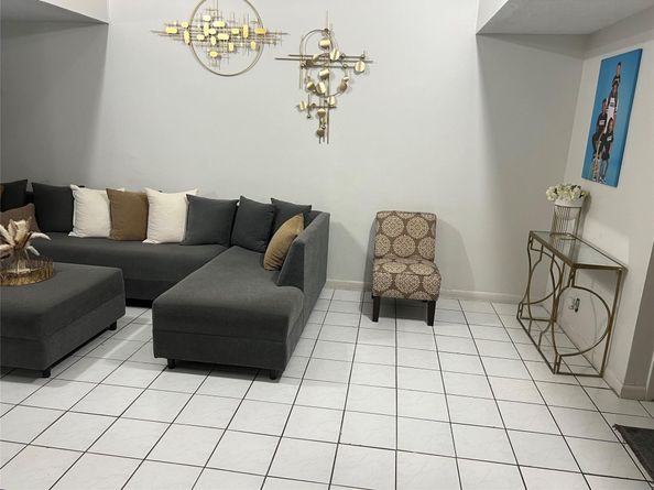 11530-32 NW 43rd St, Coral Springs FL 33065