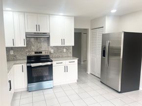 11530-32 NW 43rd St, Coral Springs FL 33065