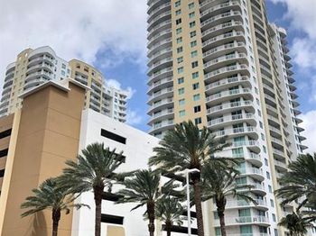 1755 E Hallandale Beach Blvd