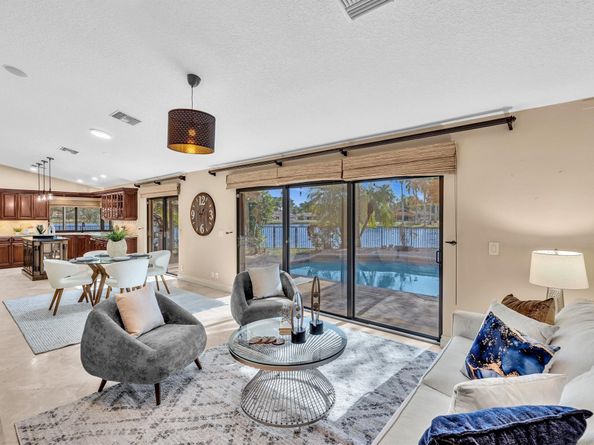 10320 NW 6th Street, Coral Springs FL 33071