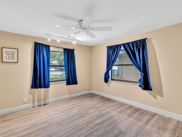 10320 NW 6th Street, Coral Springs FL 33071