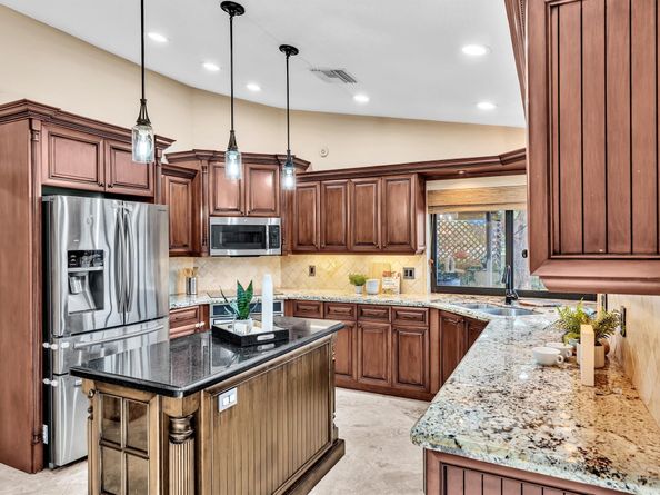 10320 NW 6th Street, Coral Springs FL 33071