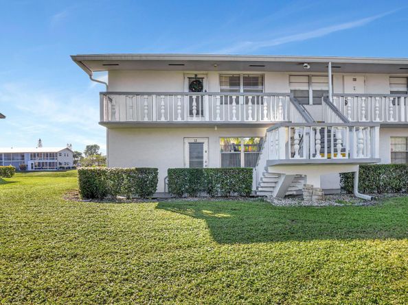 24 Chatham A, West Palm Beach FL 33417