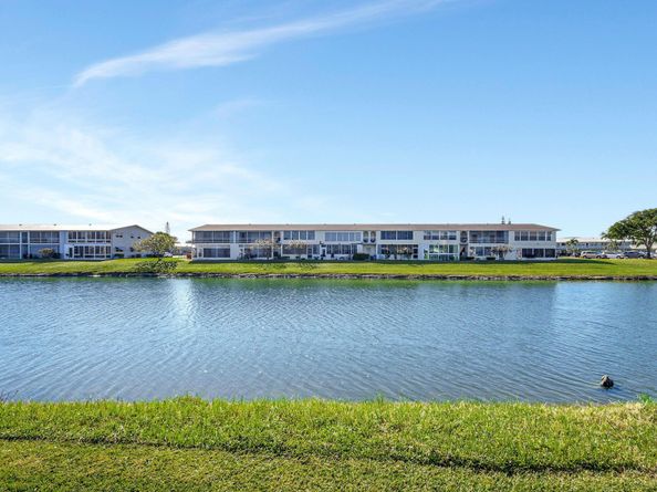 24 Chatham A, West Palm Beach FL 33417