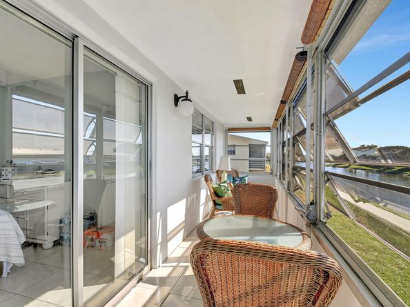 24 Chatham A, West Palm Beach FL 33417