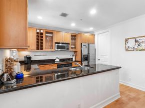 375 E Mallory Circle, Delray Beach FL 33483