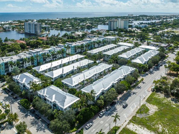 375 E Mallory Circle, Delray Beach FL 33483