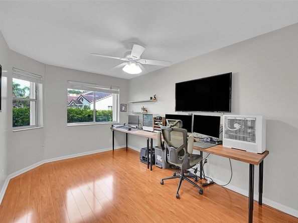 7428 S Pinewalk Dr S 184, Margate FL 33063