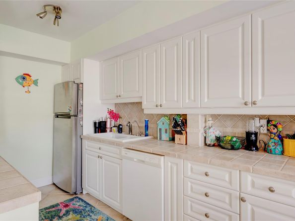 2811 NE 51st 5, Fort Lauderdale FL 33308