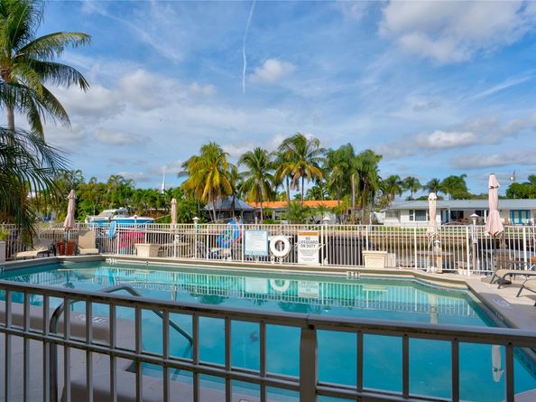 2811 NE 51st 5, Fort Lauderdale FL 33308