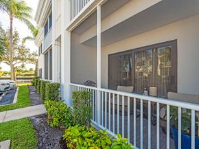 160 Cypress Club Dr 604, Pompano Beach FL 33060