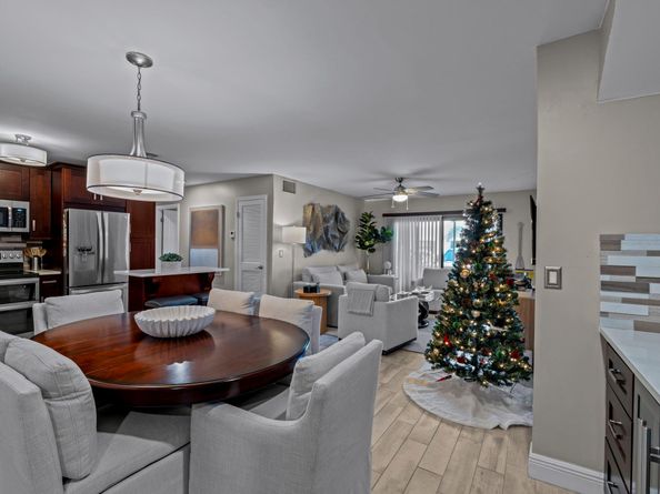 160 Cypress Club Dr 604, Pompano Beach FL 33060