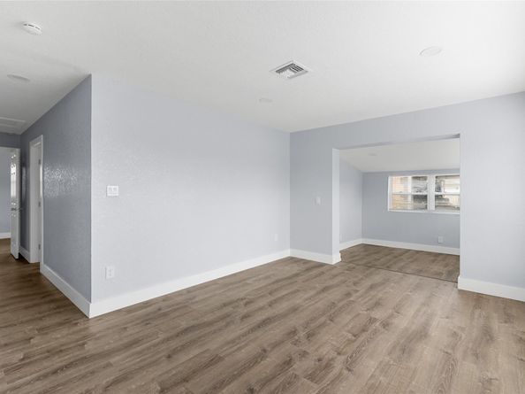 683 NW 21st St, Pompano Beach FL 33060