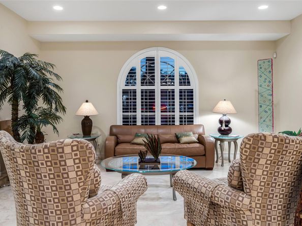 3489 NE 30th Ave, Lighthouse Point FL 33064