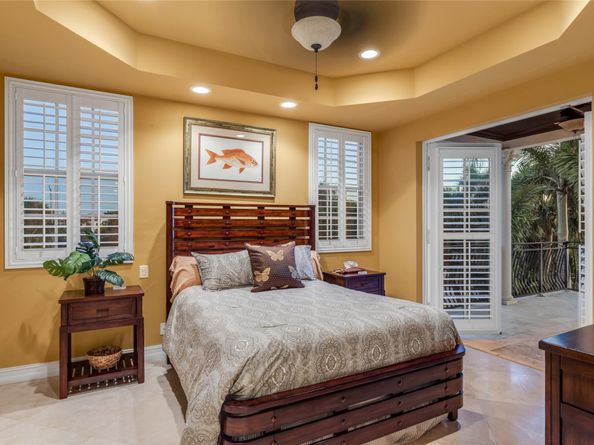 3489 NE 30th Ave, Lighthouse Point FL 33064