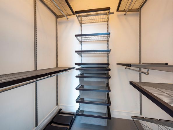 325 S Biscayne Blvd LPH16, Miami FL 33131