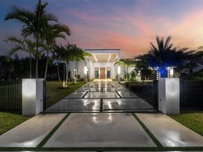 6676 NW 66th Way, Parkland FL 33067