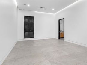 6676 NW 66th Way, Parkland FL 33067