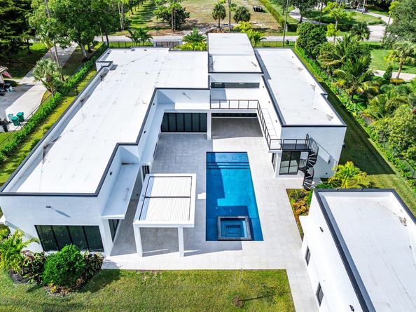 6676 NW 66th Way, Parkland FL 33067