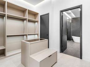 6676 NW 66th Way, Parkland FL 33067