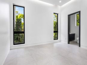 6676 NW 66th Way, Parkland FL 33067