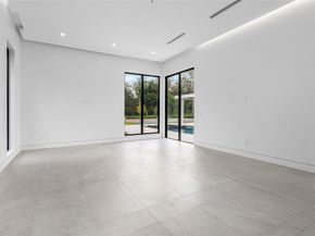 6676 NW 66th Way, Parkland FL 33067