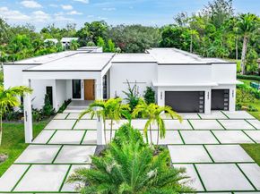 6676 NW 66th Way, Parkland FL 33067