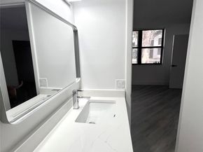 214 Lake Pointe Dr 103, Oakland Park FL 33309