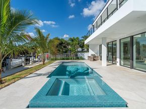 2612 NE 4th St, Pompano Beach FL 33062