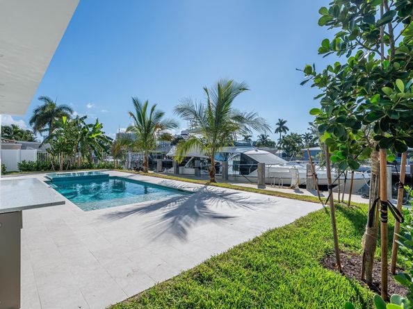 2612 NE 4th St, Pompano Beach FL 33062