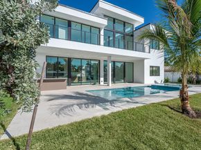 2612 NE 4th St, Pompano Beach FL 33062