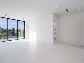 2612 NE 4th St, Pompano Beach FL 33062