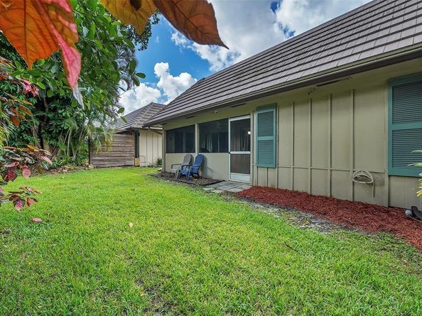 1910 Coquina Way, Coral Springs FL 33071
