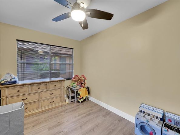 1910 Coquina Way, Coral Springs FL 33071