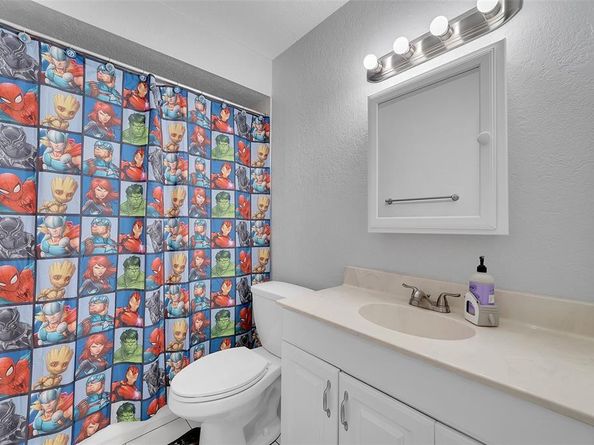 1910 Coquina Way, Coral Springs FL 33071